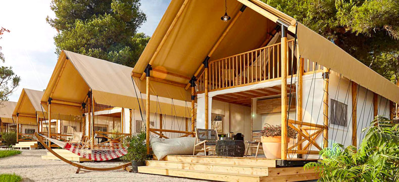safari-glamping-tents-yards-home