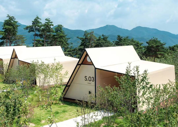 Simple Luxury Safari Tents Hotel